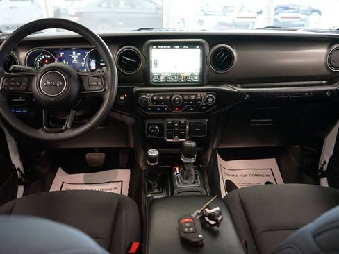 Used 2023 Jeep Wrangler Unlimited w/ Cold Weather Group AWD/4WD image 39