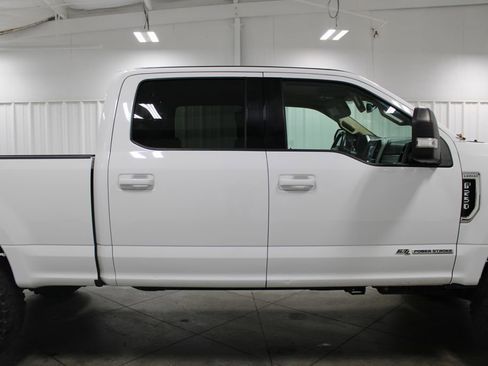 Used 2021 Ford F250 Lariat image 11