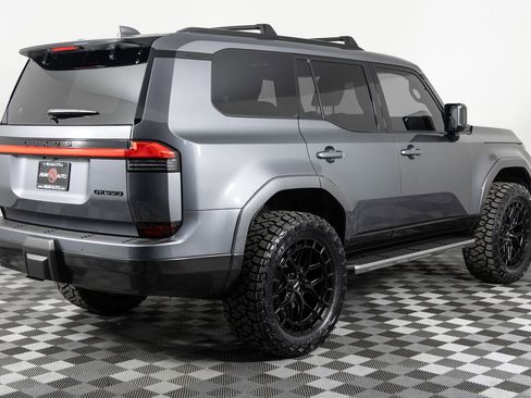Used 2025 Lexus GX 550 image 8