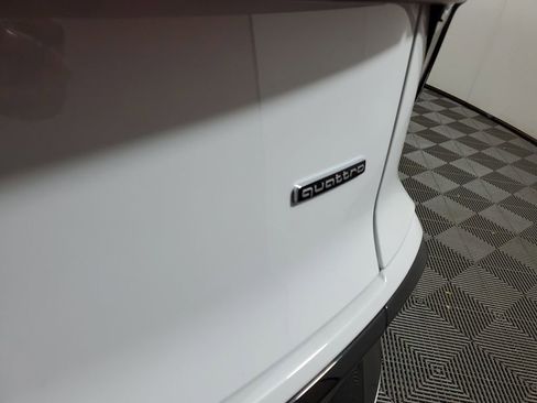 New 2026 Audi Q3 quattro 2.0T AWD/4WD image 8