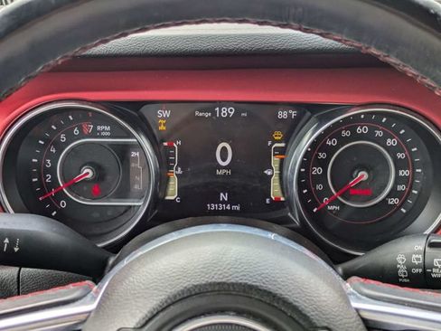 Used 2021 Jeep Wrangler Unlimited Rubicon AWD/4WD image 28