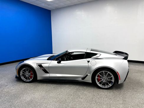 Used 2019 Chevrolet Corvette Grand Sport image 7