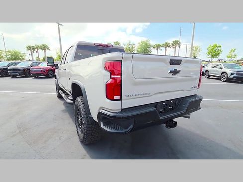 New 2026 Chevrolet Silverado 2500 ZR2 AWD/4WD image 20