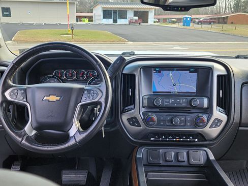 Used 2018 Chevrolet Silverado 2500 LTZ w/ Duramax Plus Package image 18