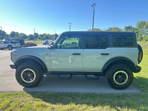 Used 2022 Ford Bronco Badlands AWD/4WD image 11