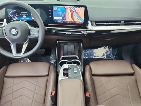 Used 2024 BMW X1 xDrive28i w/ Premium Package image 20