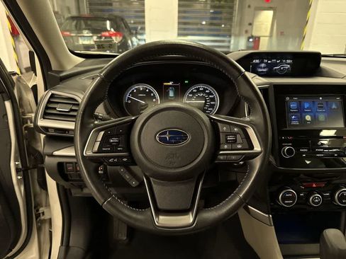 Used 2023 Subaru Forester Premium AWD/4WD image 18