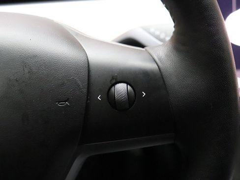 Used 2023 Tesla Model 3 Standard Range image 44