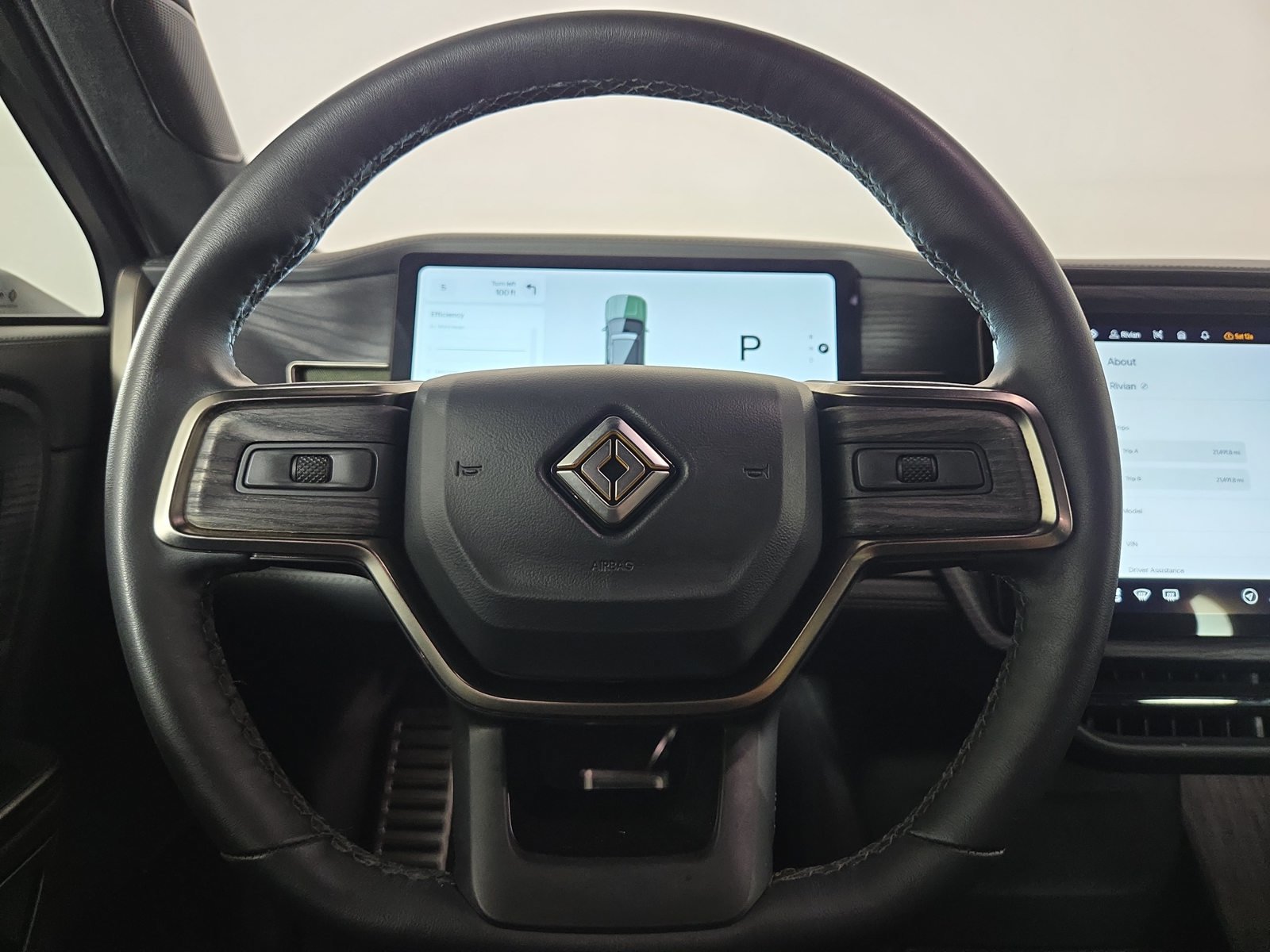 Used 2024 Rivian R1S Adventure Quad AWD/4WD image 28
