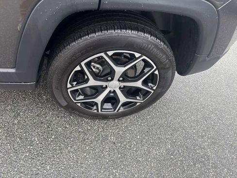 Used 2024 Jeep Compass Limited image 16