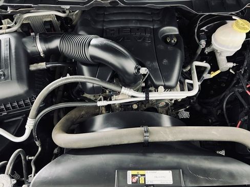 Used 2018 RAM 1500 Sport w/ Sport Premium Group image 7