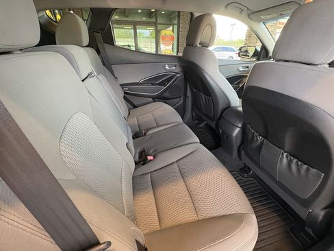 Used 2018 Hyundai Santa Fe Sport FWD image 26