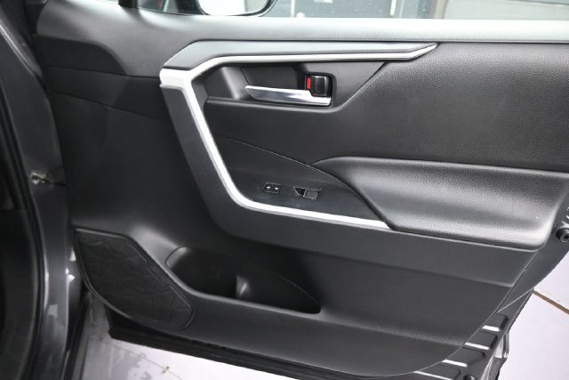 Certified 2024 Toyota RAV4 XLE FWD image 13