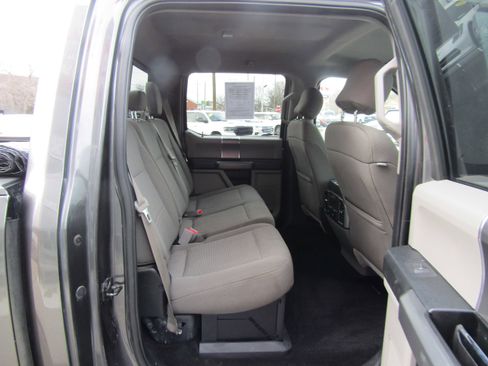 Used 2017 Ford F250 XLT w/ XLT Premium Package image 20