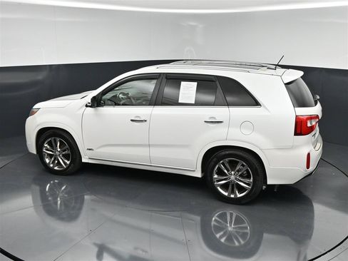 Used 2014 Kia Sorento SX w/ 3rd Row Package AWD/4WD image 26