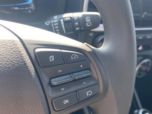 New 2026 Hyundai Venue SE image 22