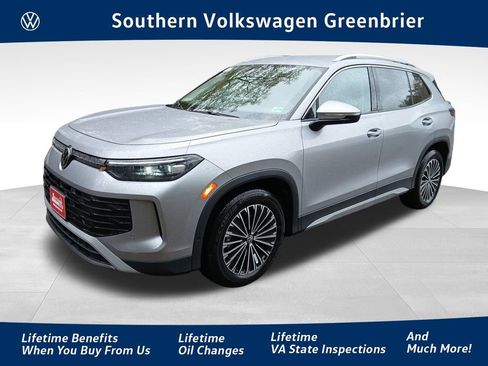 New 2026 Volkswagen Tiguan S image 1