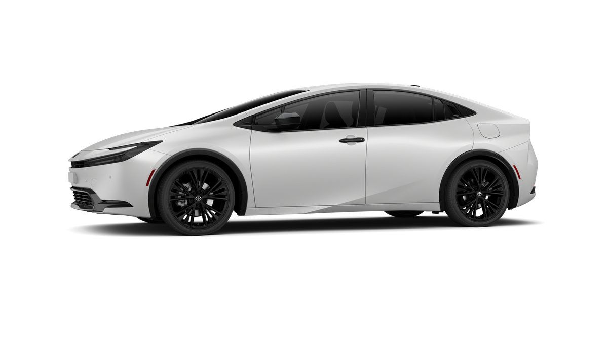 New 2027 Toyota Prius FWD image 5