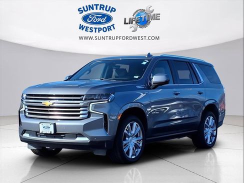 Used 2021 Chevrolet Tahoe High Country w/ Premium Package image 32