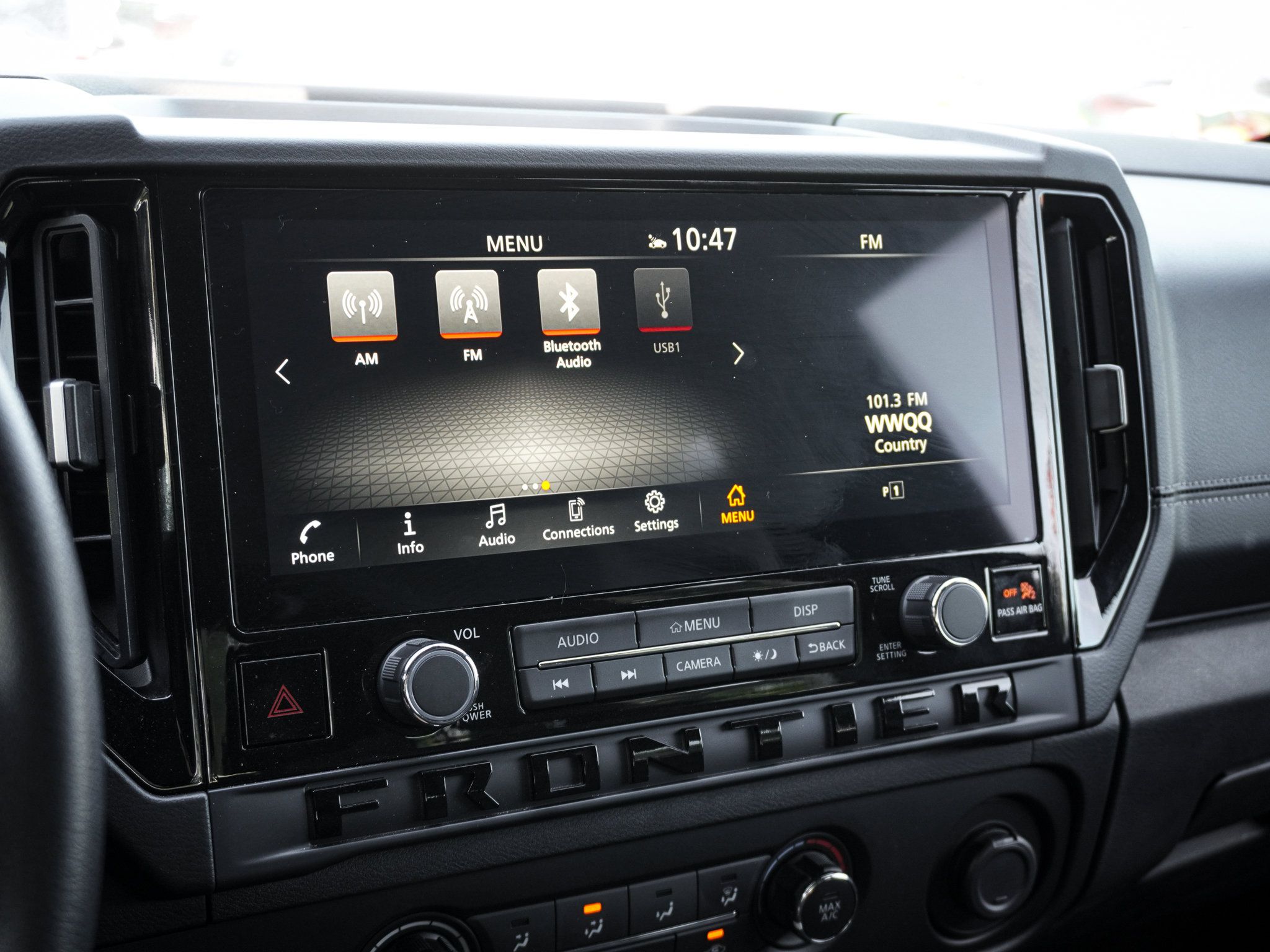 Used 2026 Nissan Frontier SV w/ Tow Package AWD/4WD image 24