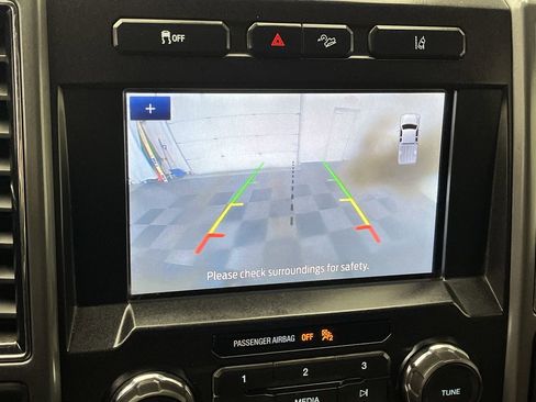 Certified 2020 Ford F250 XLT w/ XLT Value Package image 5