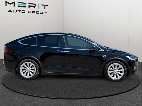 Used 2018 Tesla Model X 100D AWD/4WD image 10
