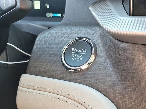 New 2026 Ford Explorer Platinum w/ LUX Leather Package image 17