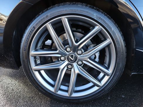 Used 2015 Lexus IS 250 image 44