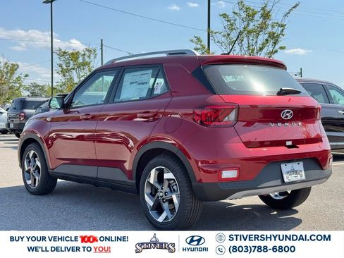 Certified 2025 Hyundai Venue SEL image 11
