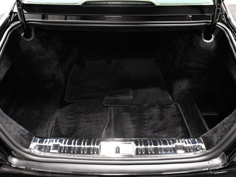 Used 2012 Rolls-Royce Ghost RWD image 37