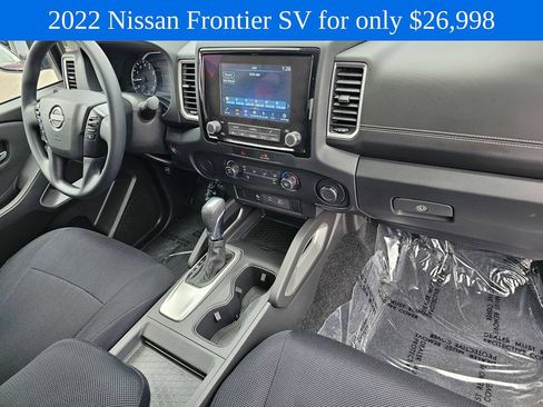 Used 2022 Nissan Frontier SV w/ Technology Package RWD image 9