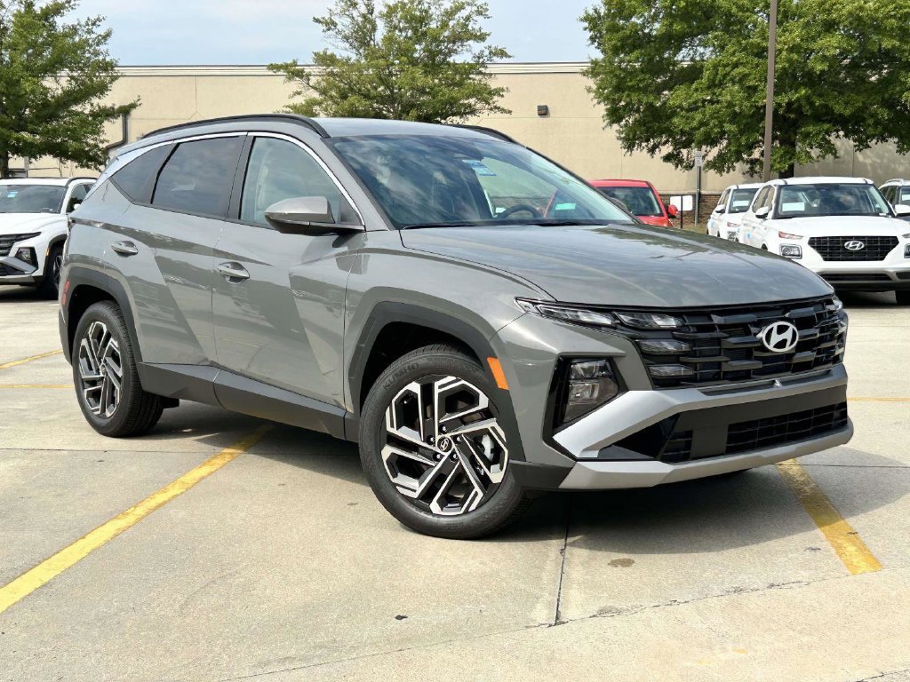New 2026 Hyundai Tucson Limited FWD image 1