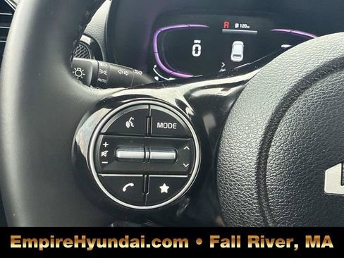Used 2023 Kia Soul EX image 31