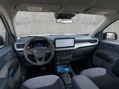 New 2025 Ford Maverick XLT image 9