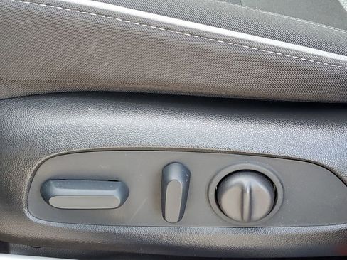 Certified 2023 Chevrolet TrailBlazer LT w/ Convenience Package image 7