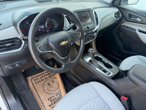 Used 2019 Chevrolet Equinox LT FWD image 9