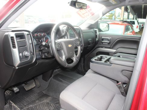 Used 2018 Chevrolet Silverado 1500 LT w/ Texas Edition image 12