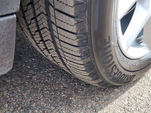 Used 2022 BMW X5 xDrive40i w/ Premium Package image 13