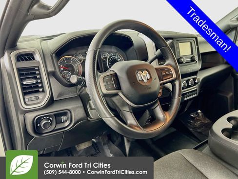 Used 2024 RAM 4500 Tradesman w/ Chrome Appearance Group AWD/4WD image 3