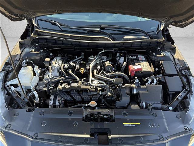 Used 2025 Nissan Altima 2.5 SV FWD image 25