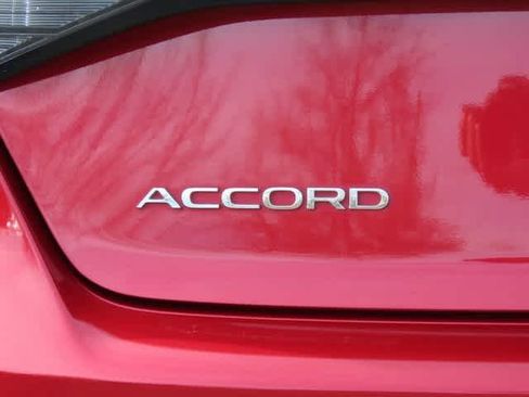 Certified 2023 Honda Accord LX image 7