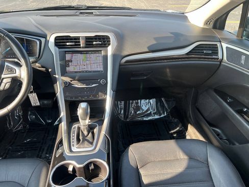 Used 2015 Ford Fusion SE w/ Equipment Group 202A FWD image 33