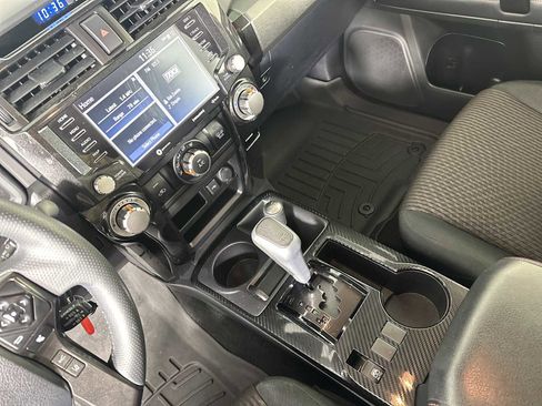 Used 2021 Toyota 4Runner TRD Off-Road image 19