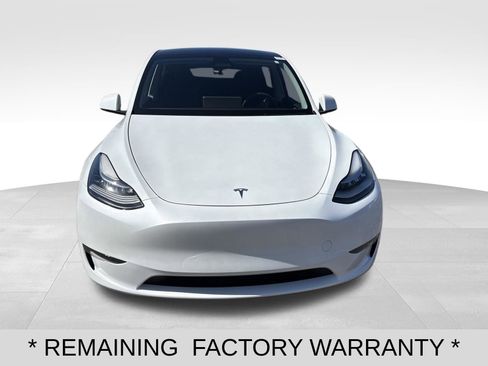 Used 2023 Tesla Model Y Performance image 8