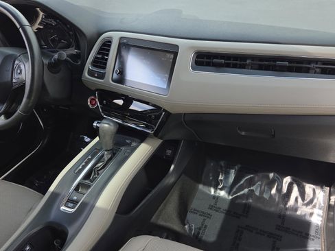 Used 2022 Honda HR-V EX-L image 17