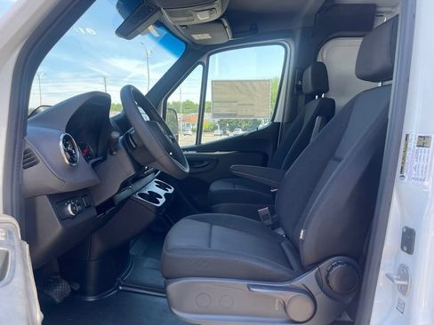 New 2026 Mercedes-Benz Sprinter 2500 image 12