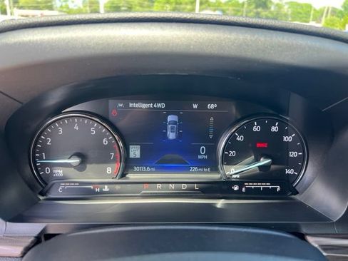 Certified 2023 Ford Explorer Limited w/ Equipment Group 301A AWD/4WD image 12