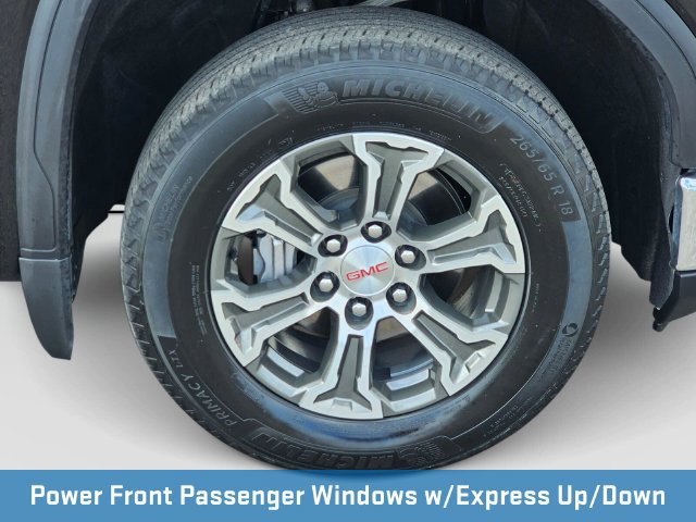 Used 2025 GMC Sierra 1500 SLT AWD/4WD image 11