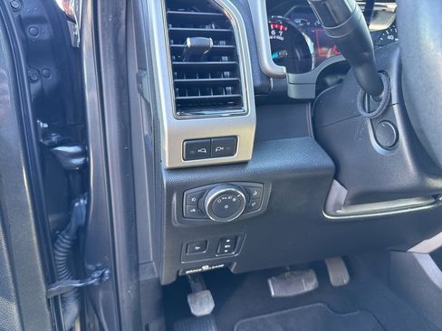 Used 2020 Ford F250 Lariat w/ Tremor Off-Road Package image 19