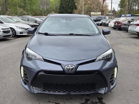 Used 2019 Toyota Corolla SE w/ SE Premium Package image 3
